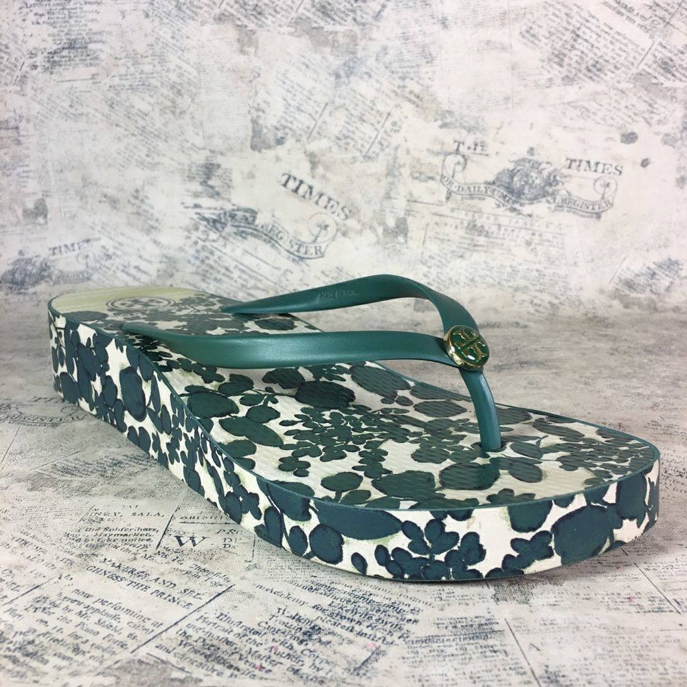 Tory Burch Green Leaf Print Rubber Flip Flop Sandals Tropical Resort Summer - Picture 2 of 14